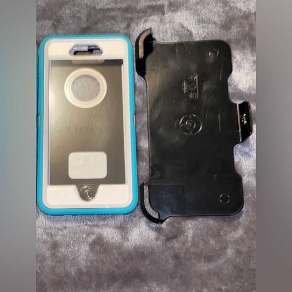 1 iPhone 6s Turquoise & White Otterbox Commuter Case with Holster